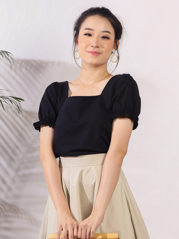 Calle Top in Black