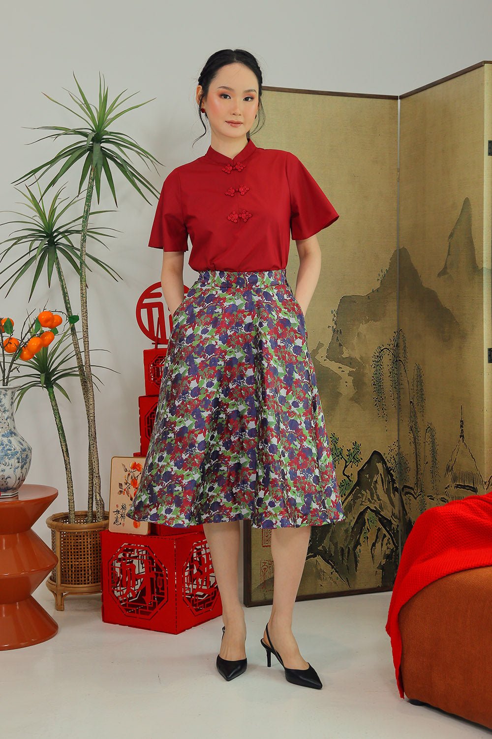 Elowen Luxe Midi Skirt in Autumn Garden - Image 4