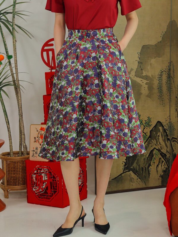 Elowen Luxe Midi Skirt in Autumn Garden