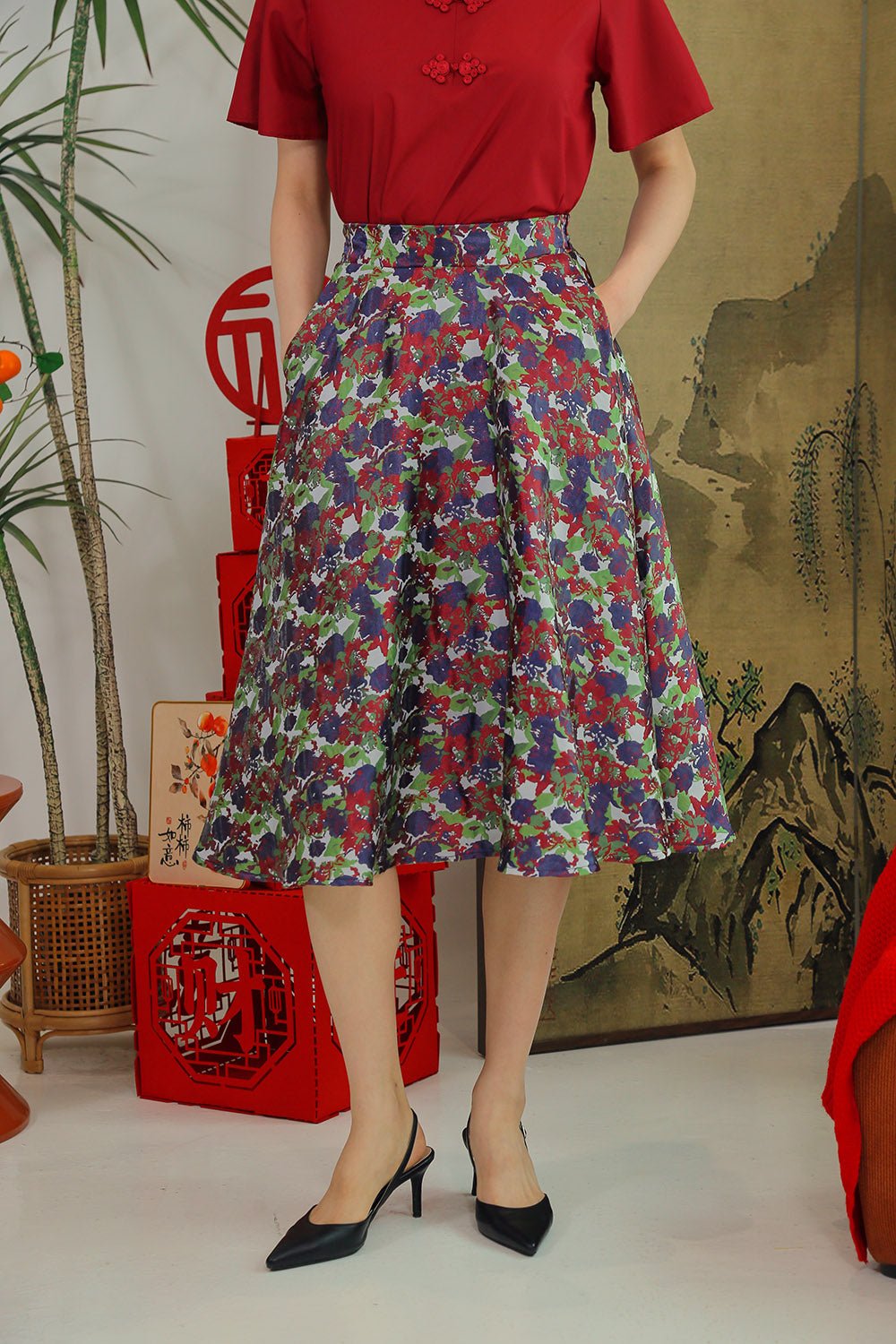 Elowen Luxe Midi Skirt in Autumn Garden