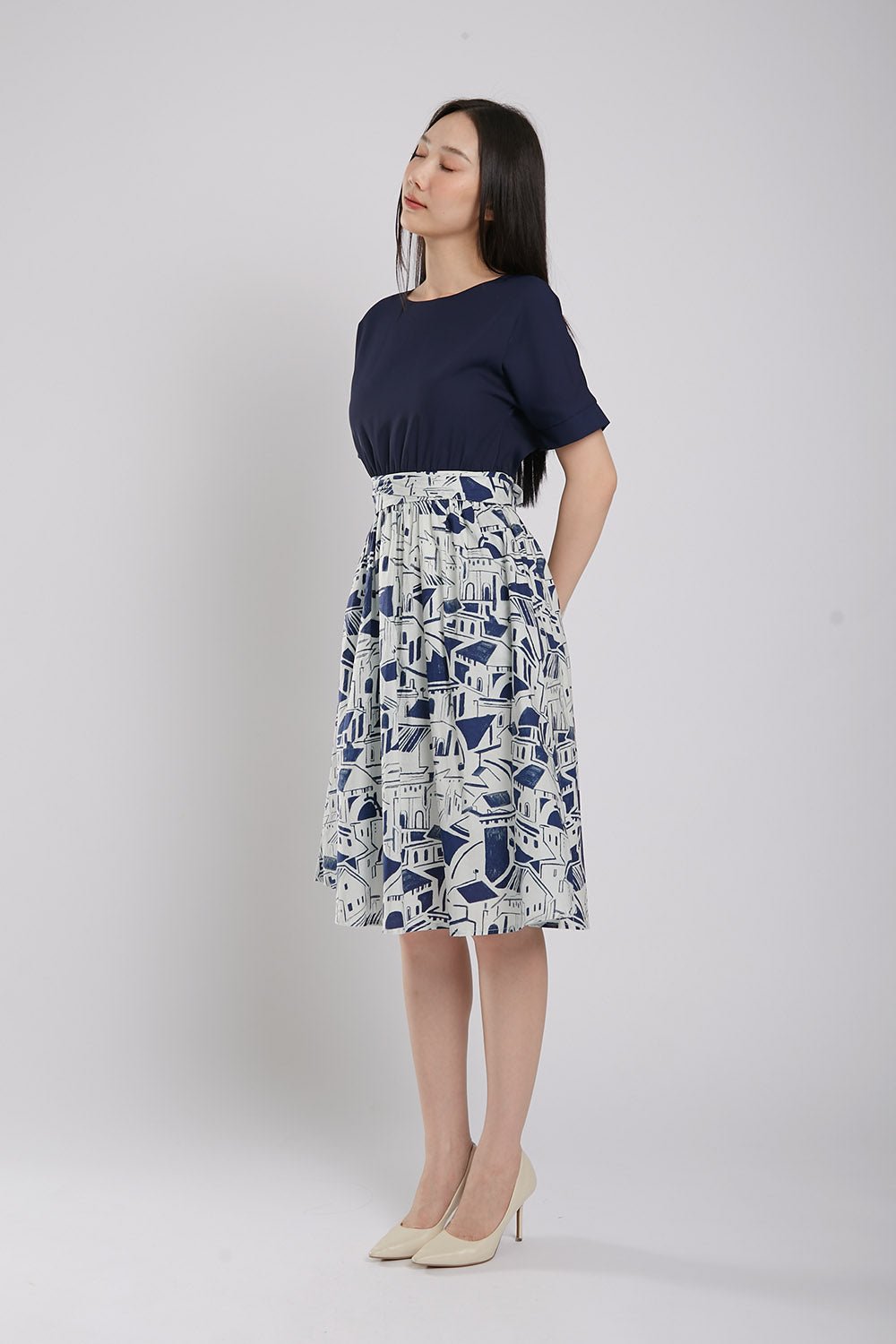 Sander Midi Dress in Navy Blue - Image 8