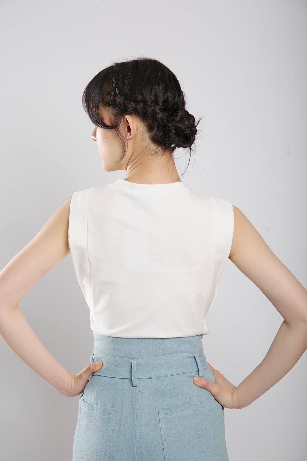 Elira Top in White - Imej 6