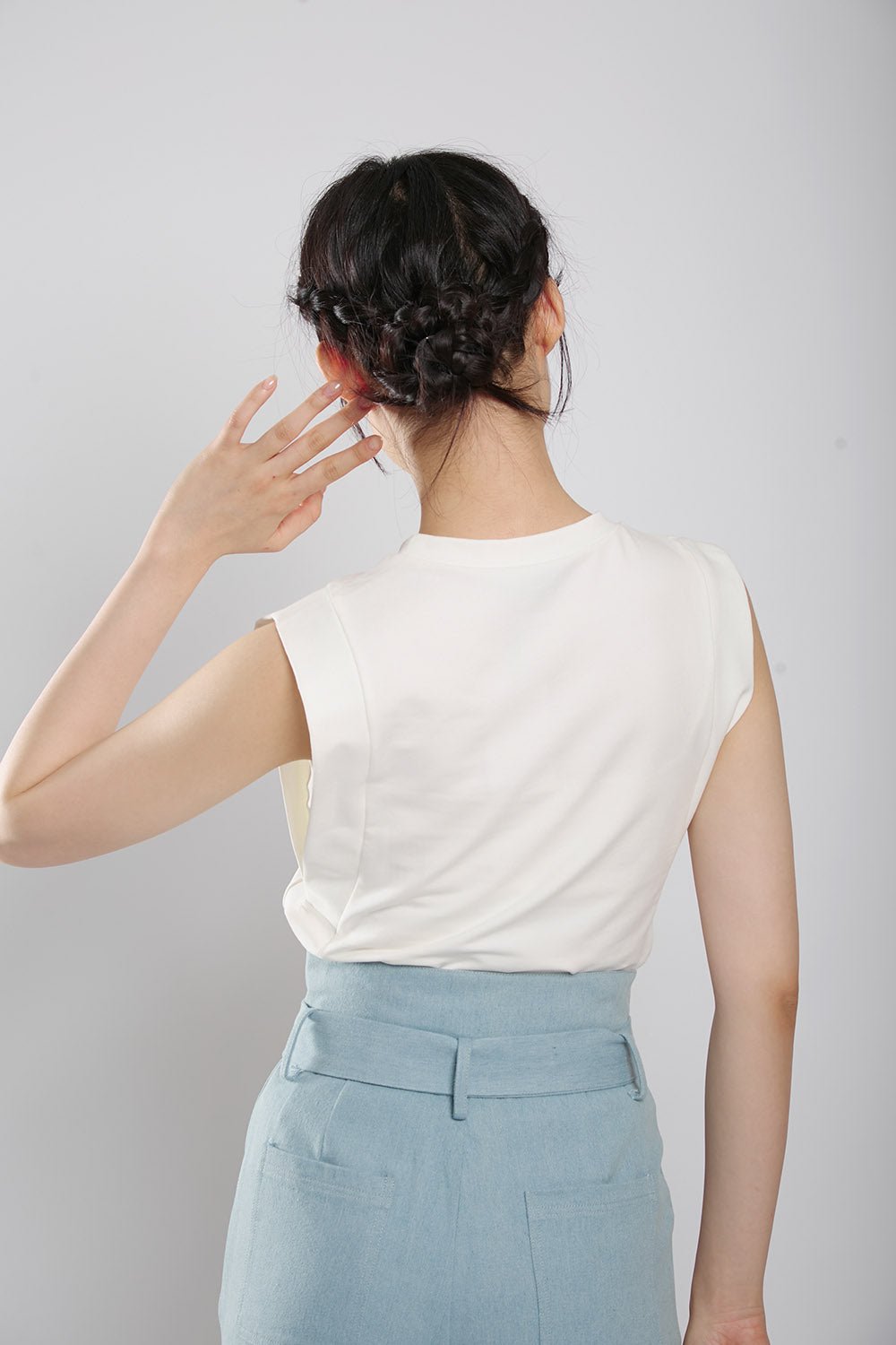 Elira Top in White - Imej 7